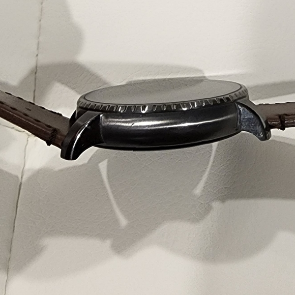 Fossil Explorist HR Gen 4 Smart Watch  Gun Metal and Leather Bands - Picture 10 of 10